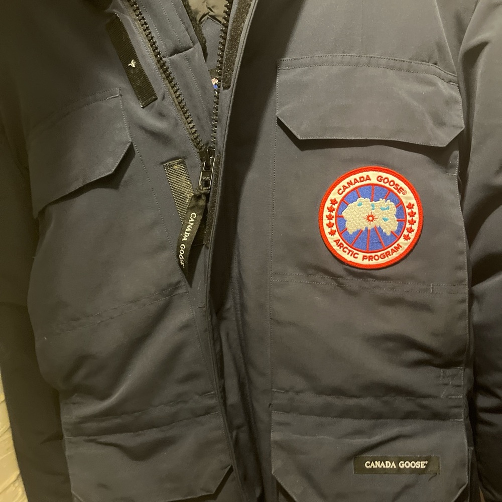 Canada goose size Xl